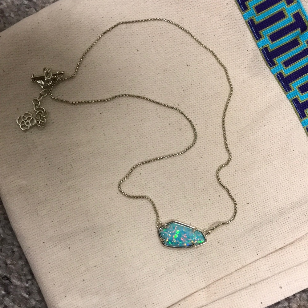 Kendra Scott Kyocera Opal Pendant